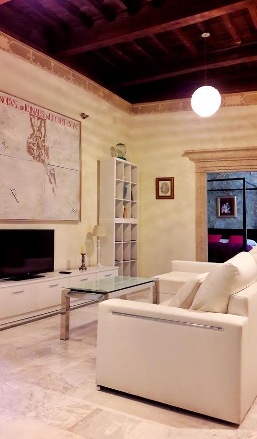 Apartment Gloria Caces Εξωτερικό φωτογραφία